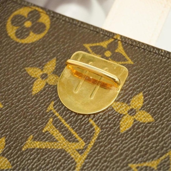 Louis Vuitton wallet agenda passport cover monogram LV koala pm pink interior - Picture 11 of 17